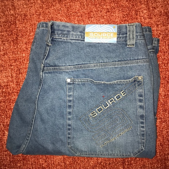 Men's Jean Shorts - Picture 5 of 5